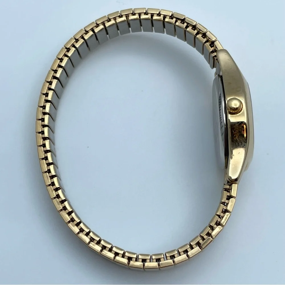 Armitron Diamond Quartz Gold Tone Stretch Watch Black Dial New Battery